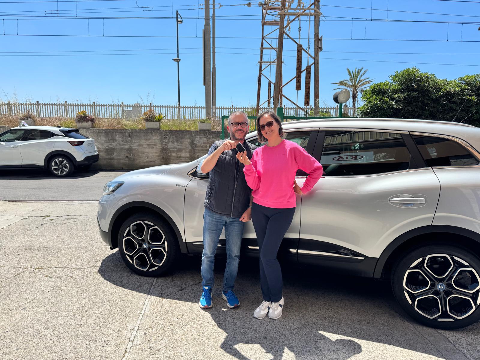 Signora Luana parte alla grande con la sua Renault Kadjar usata